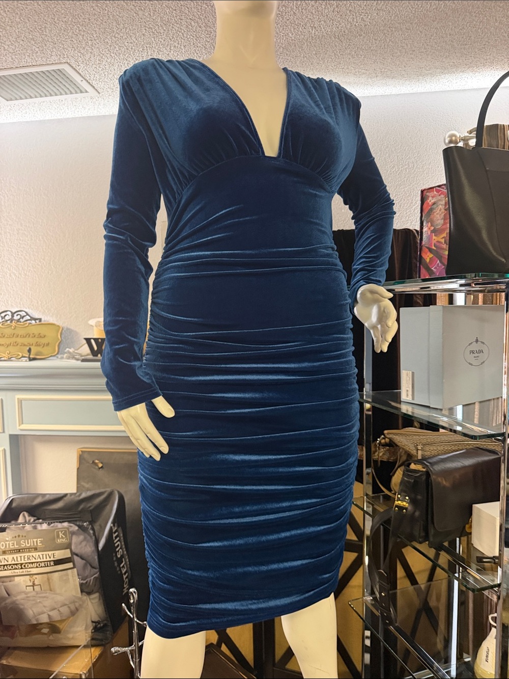 Deep Blue Velvet VNECK Ruched Long-Sleeve Dress Sz 2X